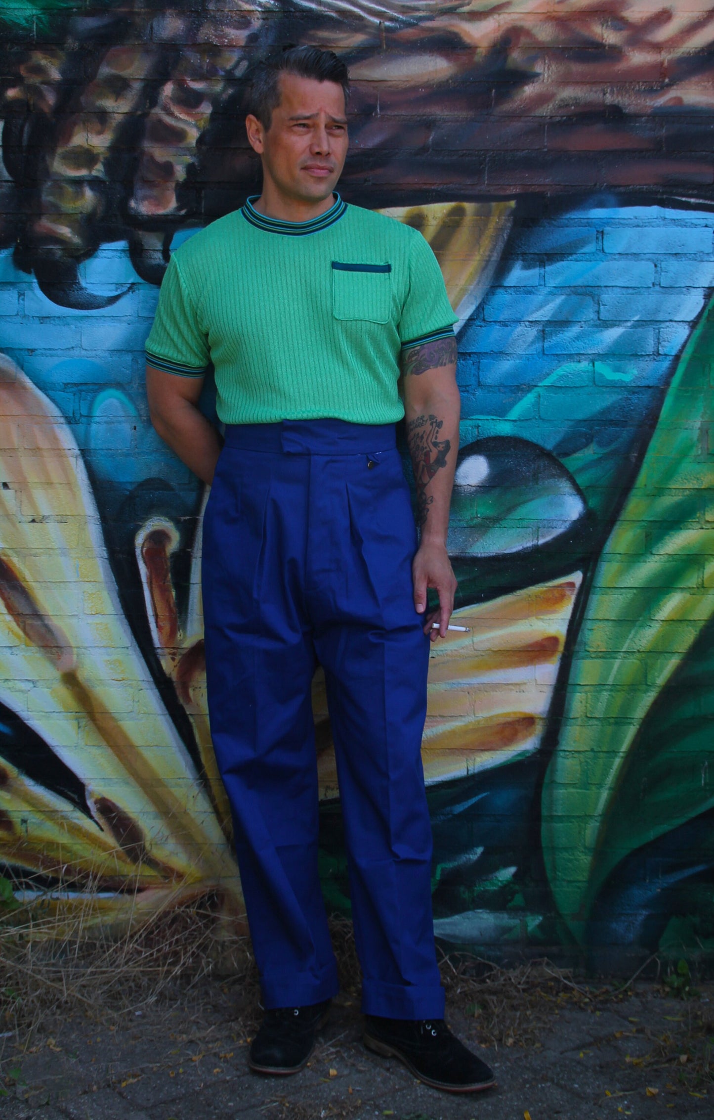 1940s blue high waisted trousers with pleated front in cotton