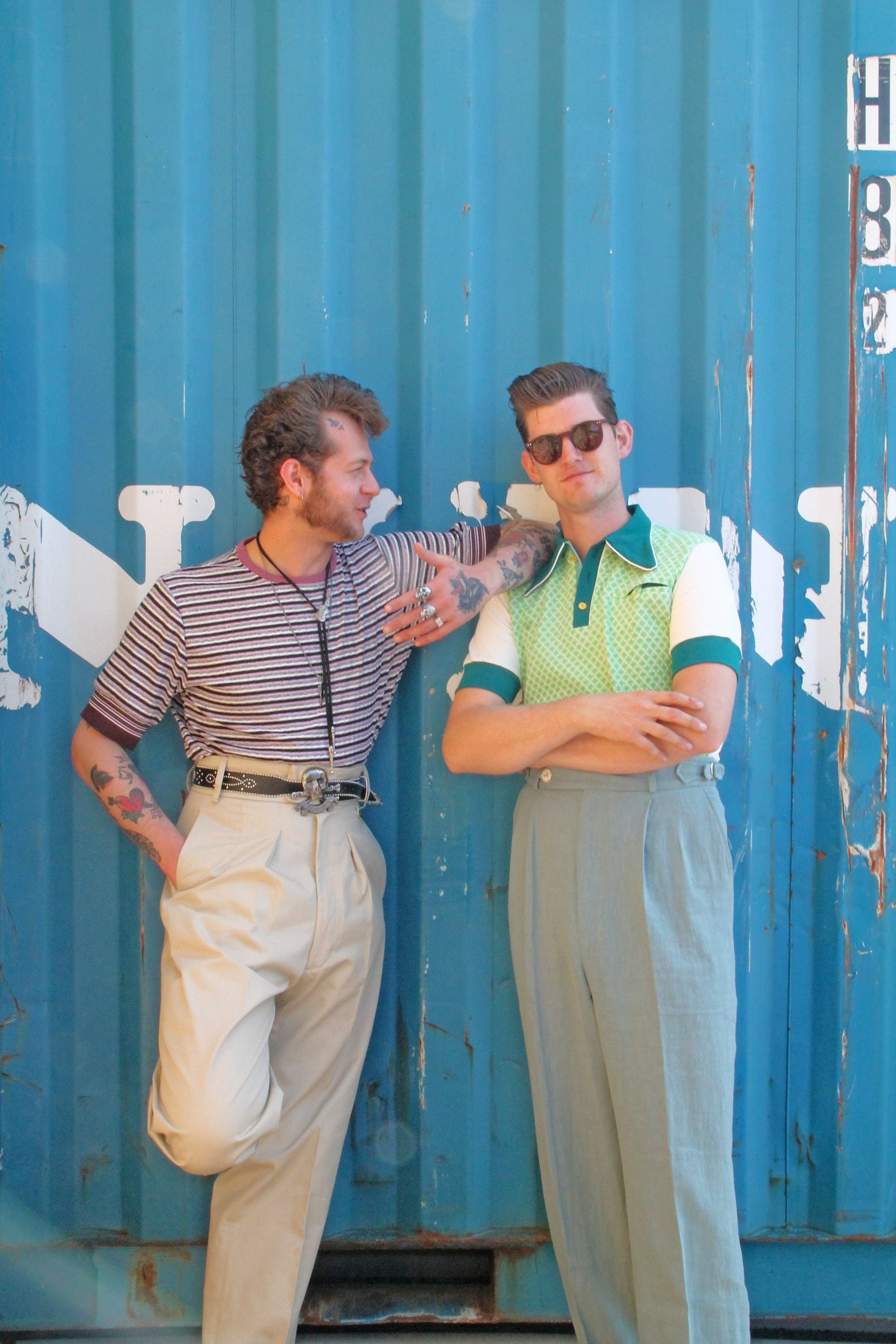 High waist trousers in vintage style in dark mint linen