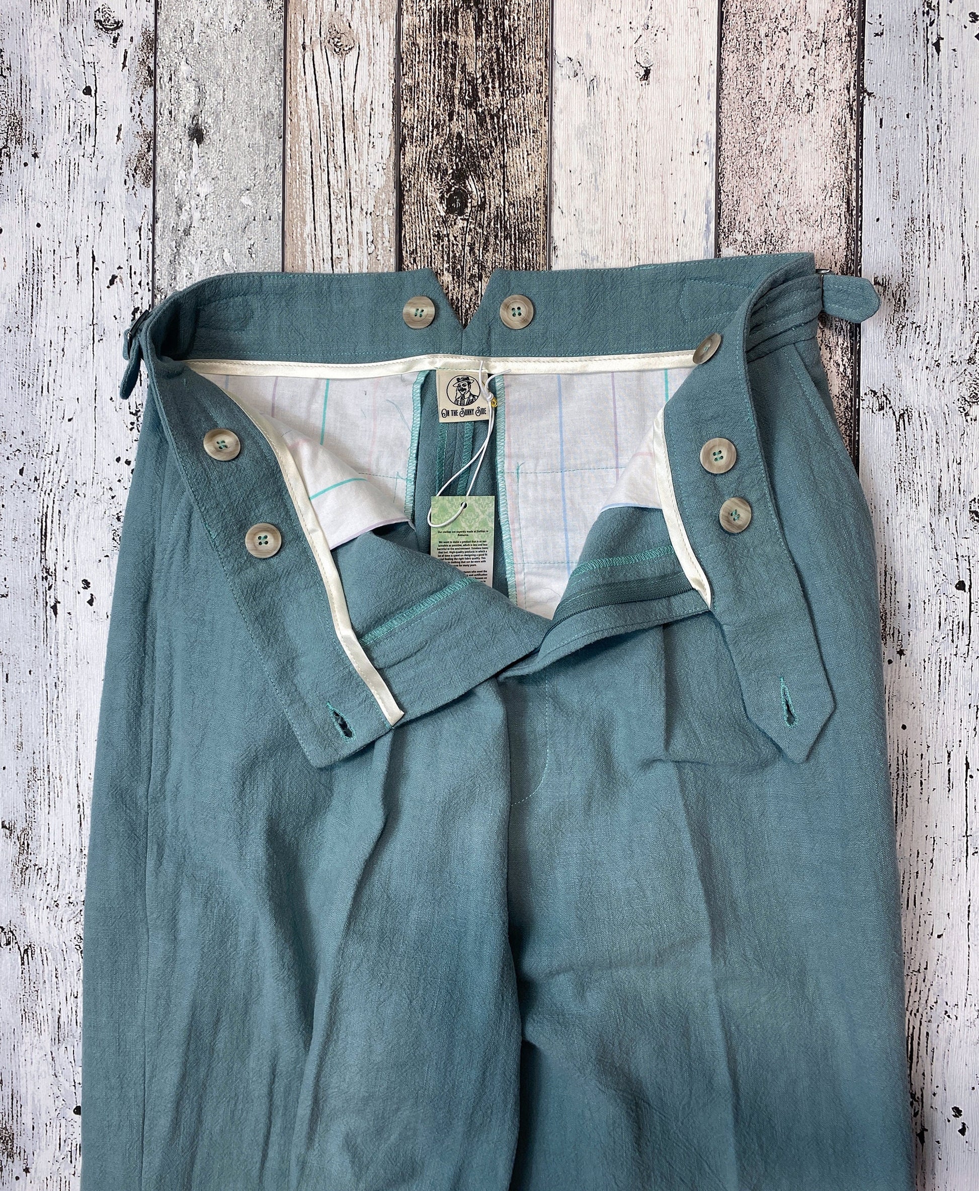 High waist trousers in vintage style in dark mint linen