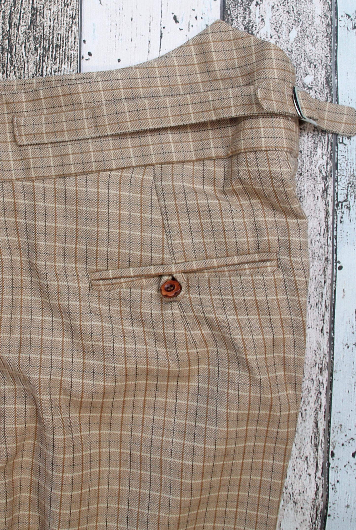 1940s high waist suit trousers vintage style, brown beige checkered 1930s pants