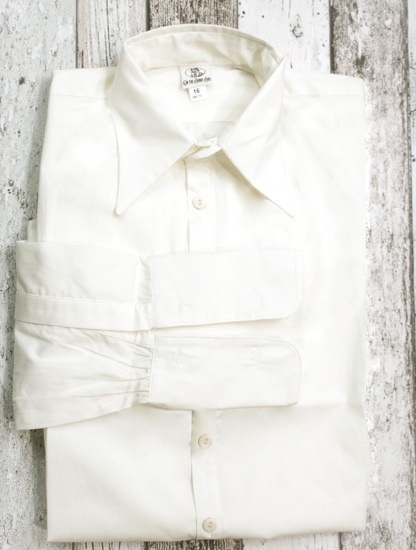 Spearpoint collar shirt in crisp white cotton with French cuffs for cufflinks vintage style